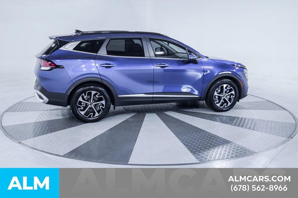Used 2025 Kia Sportage EX w/ Premium Package FWD image 11