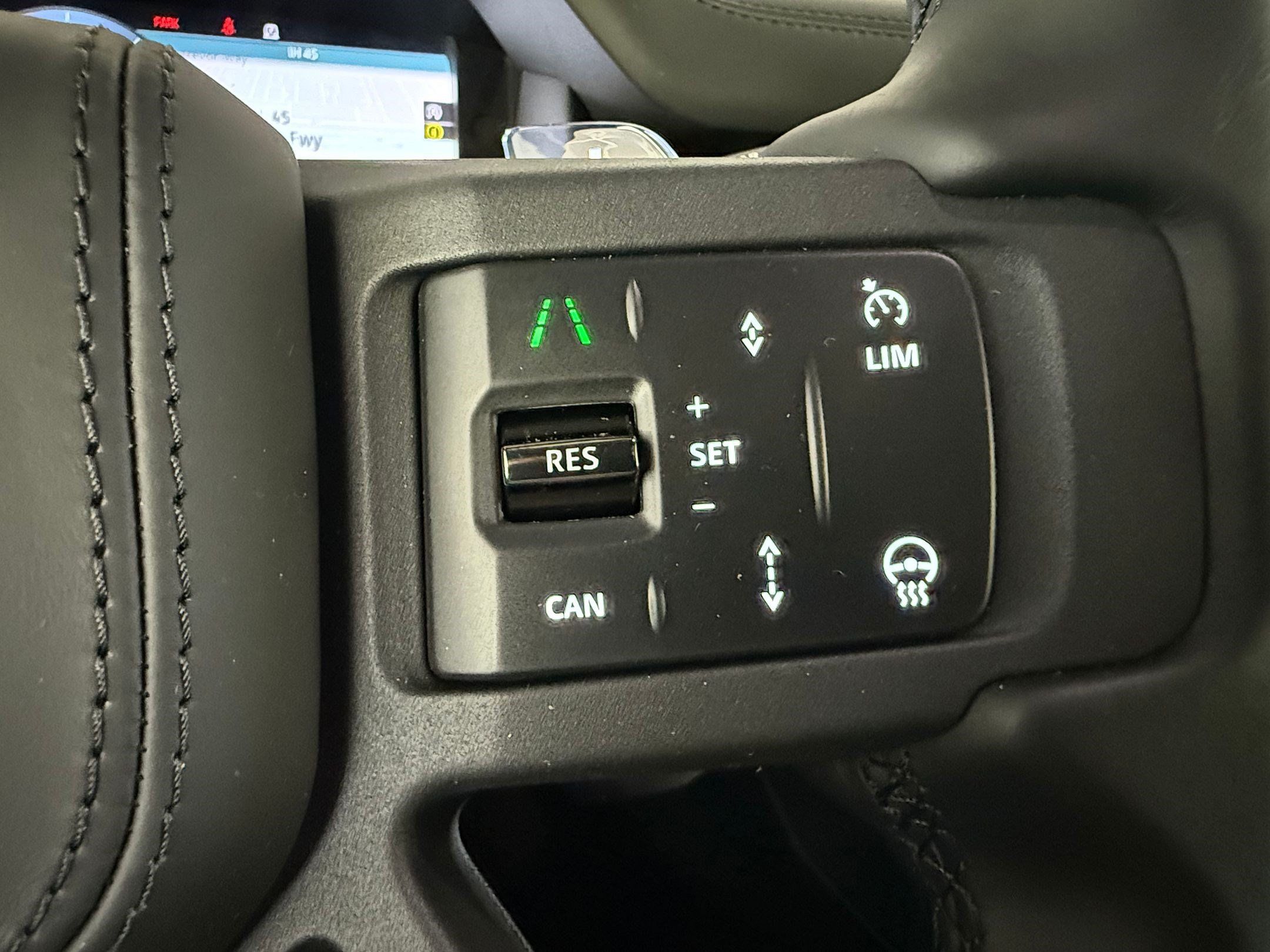 New 2026 Land Rover Defender 110 OCTA AWD/4WD image 18