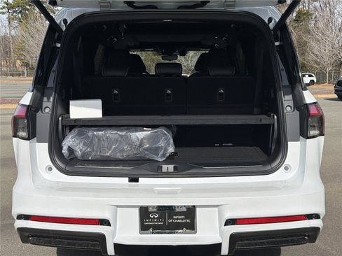 New 2026 INFINITI QX80 Autograph w/ Premium Cargo Package AWD/4WD image 27