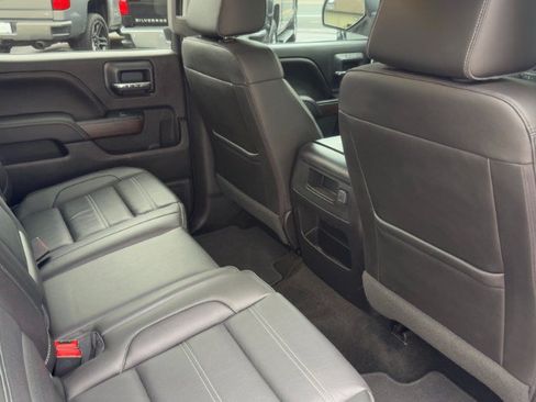 Used 2017 GMC Sierra 1500 Denali w/ Denali Ultimate Package AWD/4WD image 11