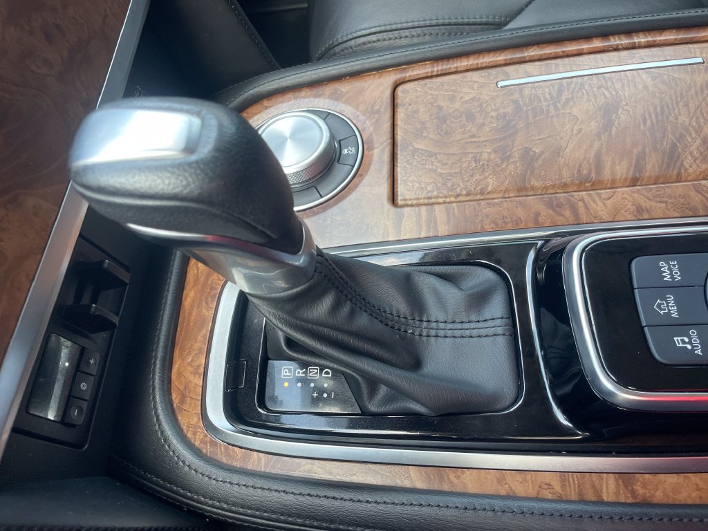Used 2022 Nissan Armada SL AWD/4WD image 18