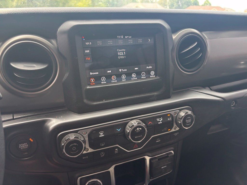 Used 2023 Jeep Gladiator Sport AWD/4WD image 23