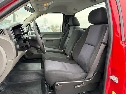 Used 2011 GMC Sierra 1500 W/T image 16