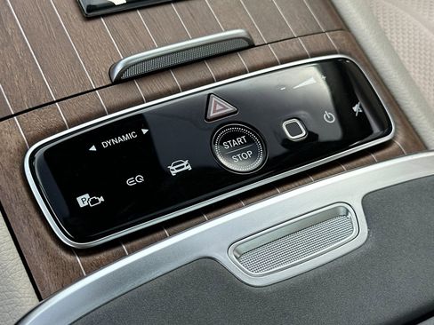 Certified 2023 Mercedes-Benz EQS 580 4MATIC Sedan image 34
