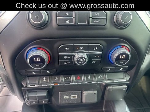 Used 2020 Chevrolet Silverado 1500 LT Trail Boss AWD/4WD image 18