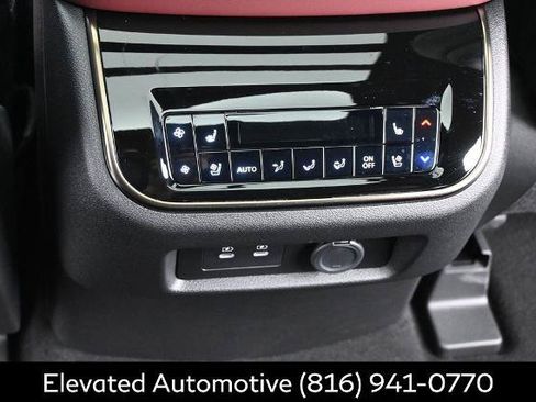 Certified 2026 INFINITI QX80 Autograph AWD/4WD image 17