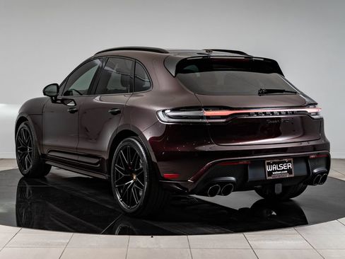 Certified 2023 Porsche Macan GTS AWD/4WD image 3