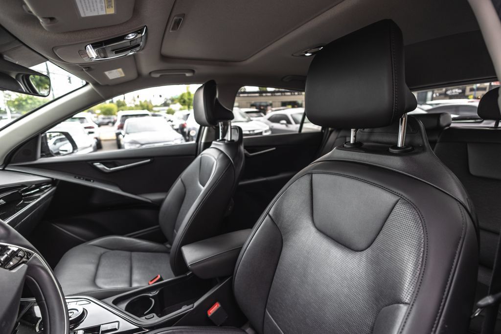 Used 2023 Kia Niro Wave w/ Wave Preserve Package FWD image 18