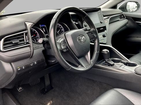 Used 2023 Toyota Camry SE FWD image 17