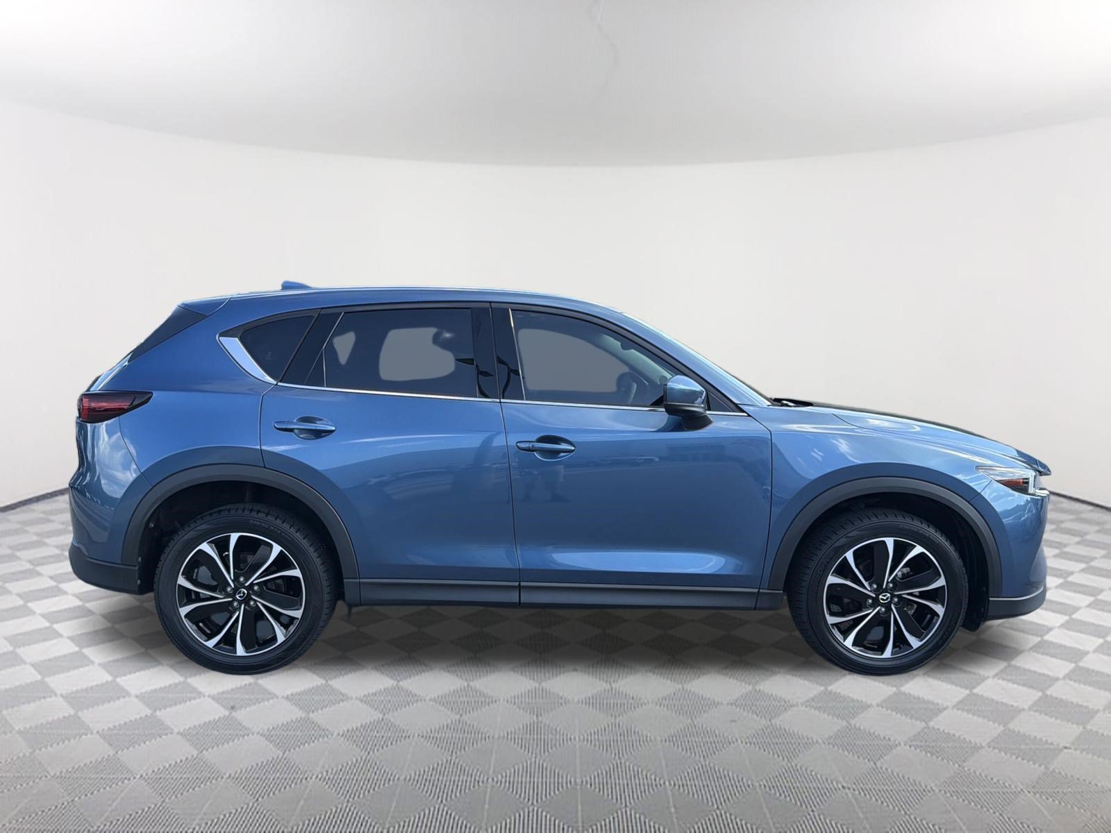 Used 2023 MAZDA CX-5 AWD 2.5 S w/ Premium Package image 17