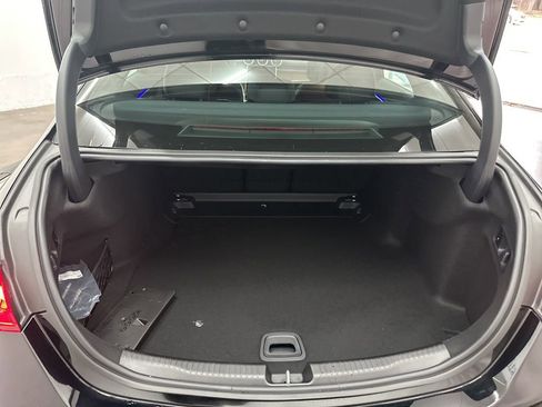 Used 2025 Mercedes-Benz C 300 Sedan image 24