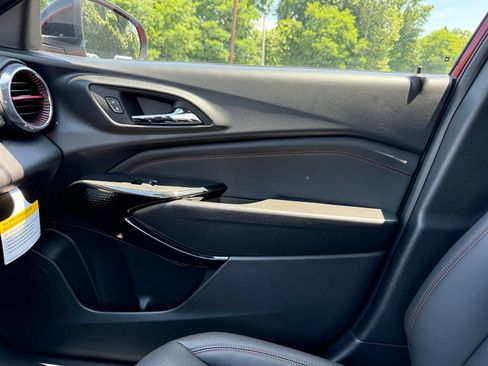 New 2026 Chevrolet Trax RS w/ Driver Confidence Package FWD image 34