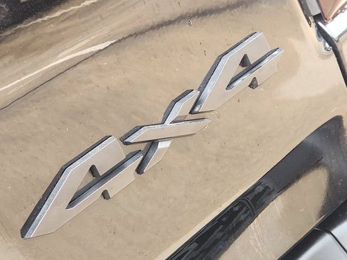 Used 2025 RAM 1500 Big Horn AWD/4WD image 10