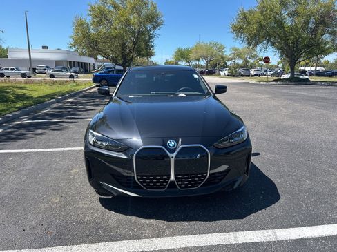 Used 2023 BMW i4 eDrive35 w/ Premium Package image 3