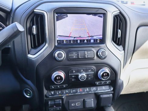 Used 2021 GMC Sierra 3500 Denali w/ Denali Ultimate Package image 17