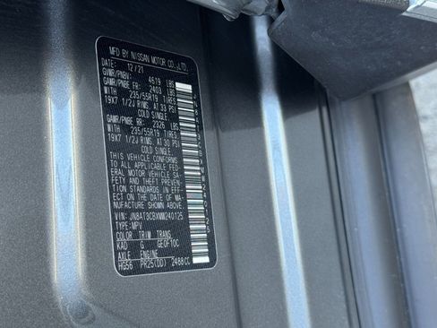 Used 2021 Nissan Rogue SL w/ Premium Package image 43