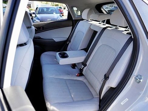 Certified 2023 Hyundai Kona SEL FWD image 16