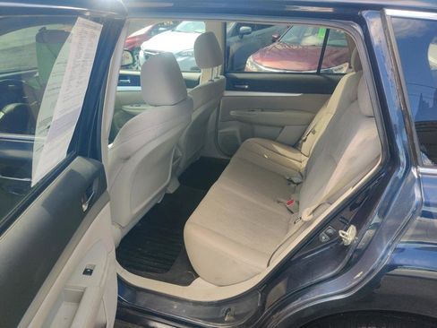 Used 2013 Subaru Outback 2.5i Premium w/ All-Weather Pkg image 12