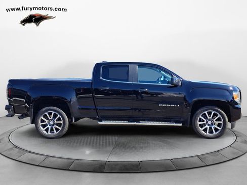 Used 2021 GMC Canyon Denali image 2