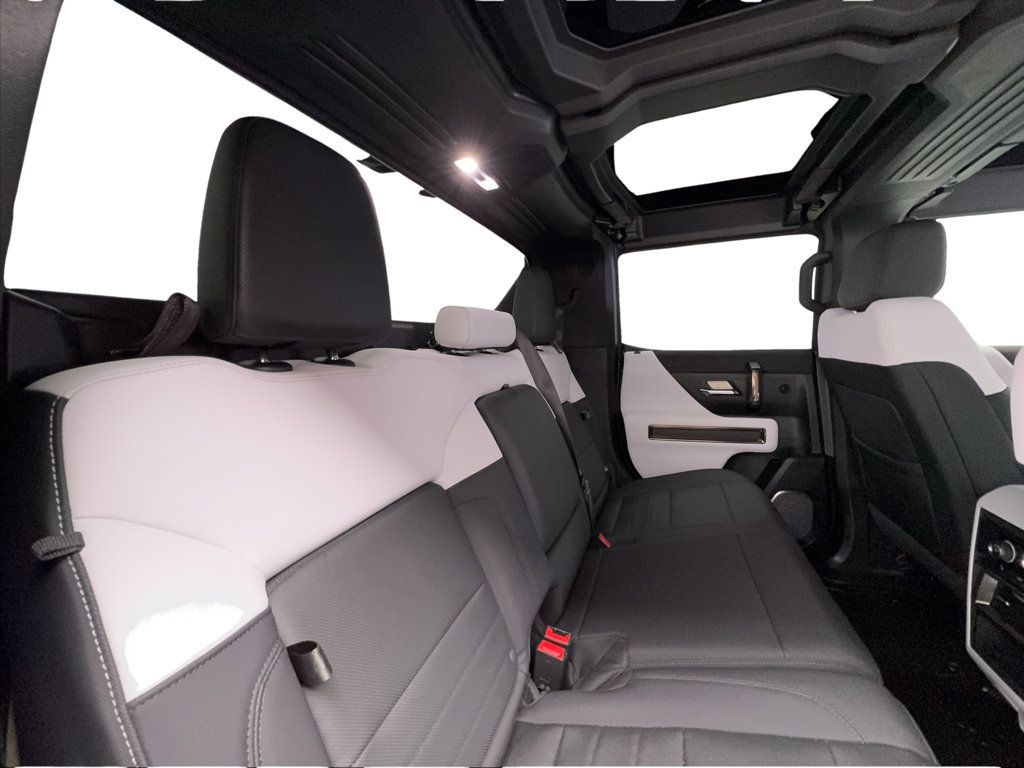 Used 2024 GMC Hummer EV 3X AWD/4WD image 32