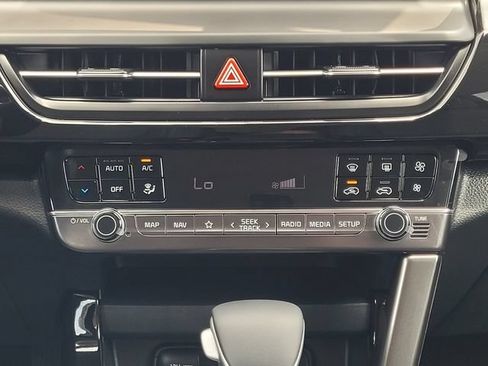 New 2026 Kia Seltos S FWD image 16