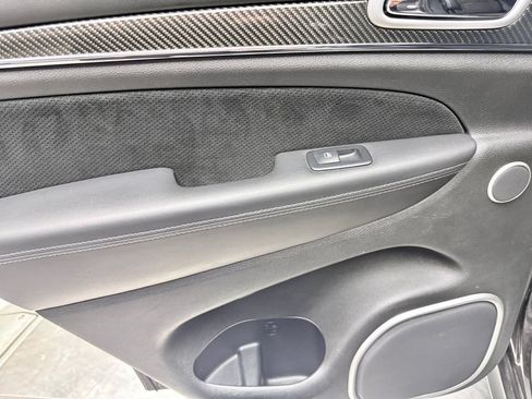 Used 2019 Jeep Grand Cherokee SRT AWD/4WD image 16
