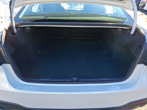 Used 2021 Subaru Legacy Premium image 27