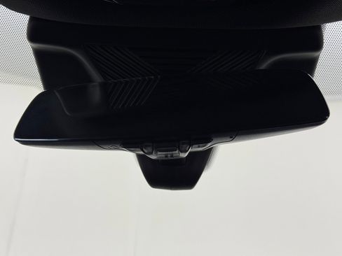 Used 2024 BMW i5 eDrive40i w/ M Sport Package image 34