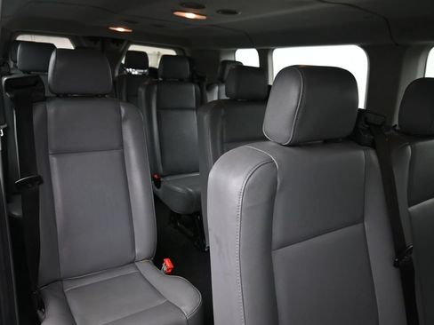 Used 2016 Ford Transit 350 XL RWD image 11