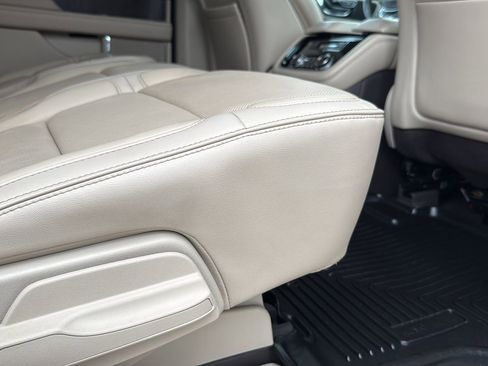 Used 2018 Lincoln Navigator Select AWD/4WD image 26