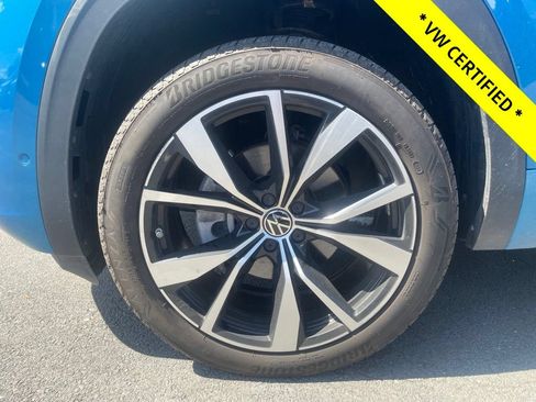 Used 2024 Volkswagen Atlas Cross Sport SEL Premium R-Line AWD/4WD image 12