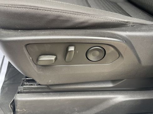 Certified 2022 Chevrolet Silverado 1500 Custom Trail Boss image 17