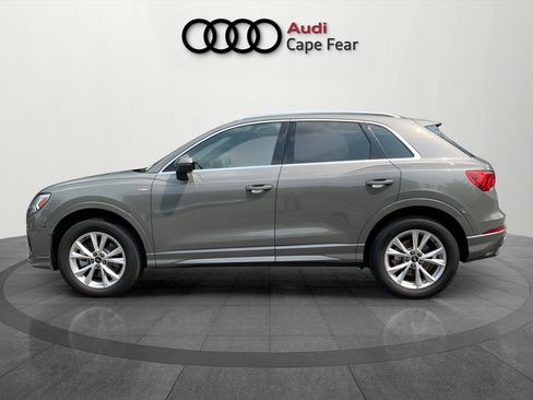 Used 2024 Audi Q3 2.0T Premium AWD/4WD image 2
