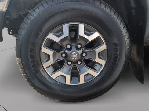 Used 2003 Toyota Tacoma PreRunner RWD image 9