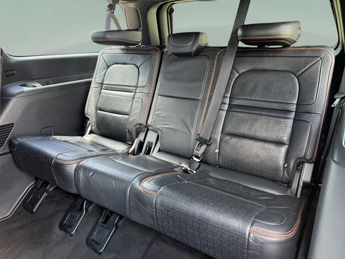Certified 2024 Lincoln Navigator L Black Label AWD/4WD image 27