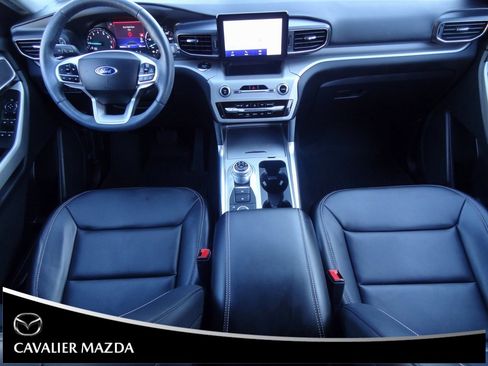 Used 2023 Ford Explorer XLT w/ Equipment Group 202A image 19