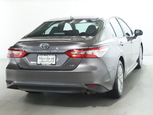 Used 2020 Toyota Camry LE FWD image 39