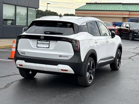 New 2026 Nissan Kicks SR w/ SR Premium Package image 3