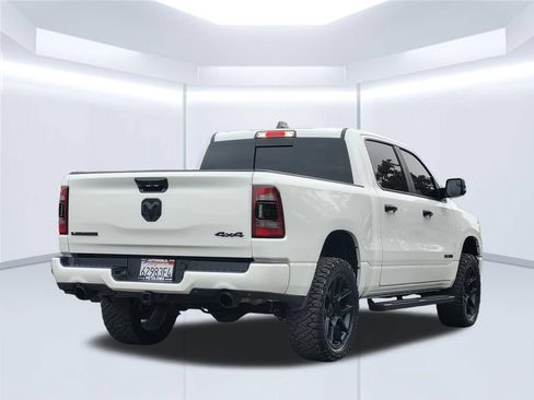 Used 2024 RAM 1500 Laramie AWD/4WD image 5