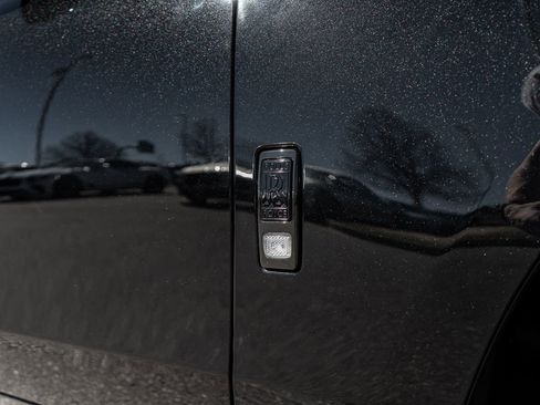 Used 2025 Rolls-Royce Ghost Black Badge image 17