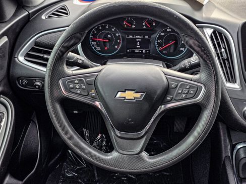 Certified 2023 Chevrolet Malibu LT w/ Driver Confidence Package image 33