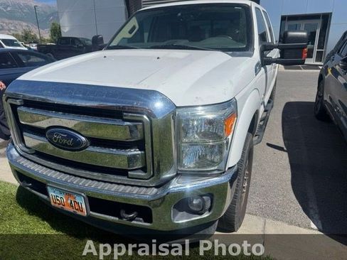Used 2015 Ford F250 4x4 Crew Cab Super Duty image 8