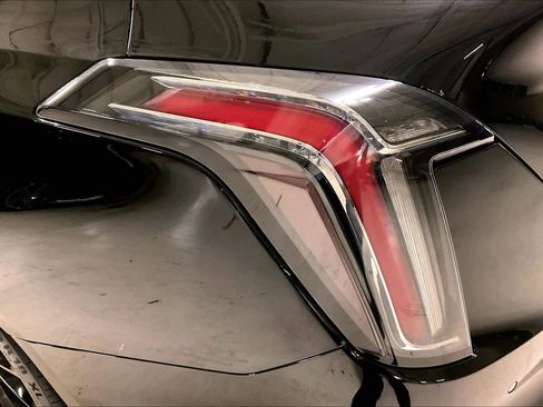 Used 2023 Cadillac CT4 V w/ Technology Package image 26