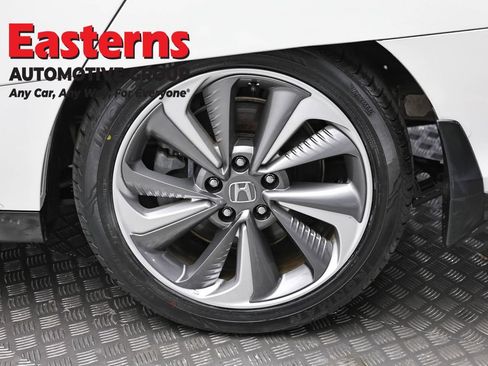 Used 2018 Honda Clarity Touring image 8