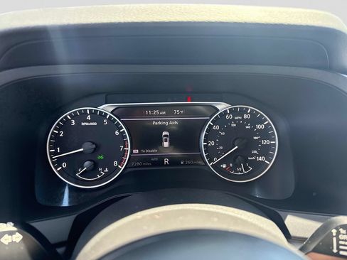 Used 2025 Nissan Pathfinder S AWD/4WD image 32