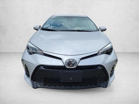 Used 2019 Toyota Corolla SE image 2
