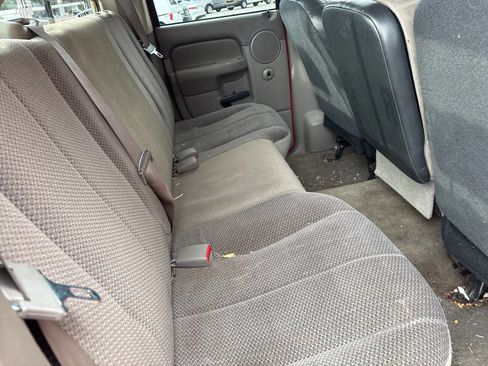 Used 2004 Dodge Ram 1500 Truck SLT w/ Quad Cab Value Group image 7