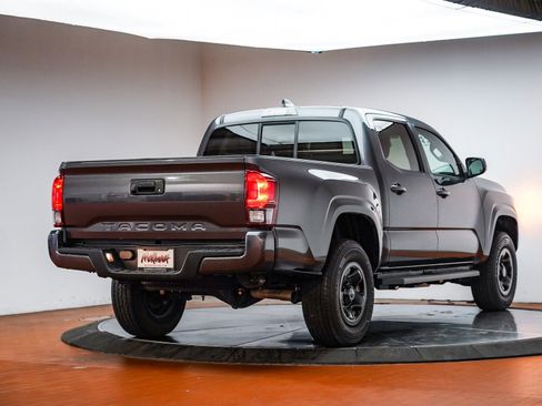 Used 2023 Toyota Tacoma SR image 4