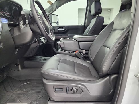 Used 2022 Chevrolet Silverado 2500 LTZ w/ Safety Package image 8