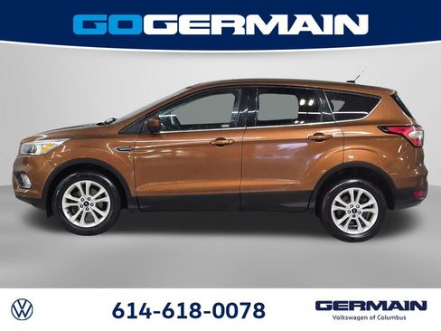 Used 2017 Ford Escape SE image 12